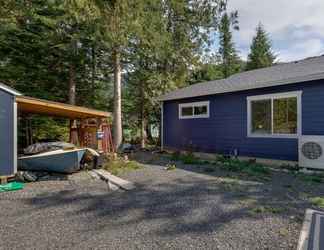 Exterior 2 47MF - WiFi - Lakefront - Sleeps 6