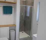 In-room Bathroom 7 Glas Beag