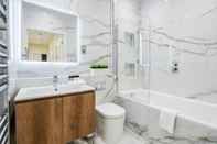 Toilet Kamar Roomspace Apartments - Lockwood House
