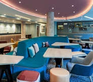 Restaurant 5 Hampton by Hilton Bath City