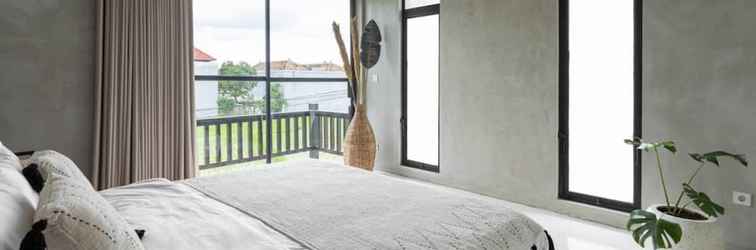 Kamar Tidur 4BR Luxe Pool Villa Canggu near Finns