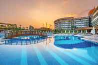 Swimming Pool Arnor De Luxe Hotel