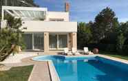 Others 6 Beautiful Modern Villa In Isola Albarella