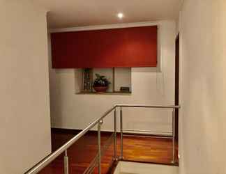 Lobi 2 Patio das Escadas - Three-bedroom House in Porto