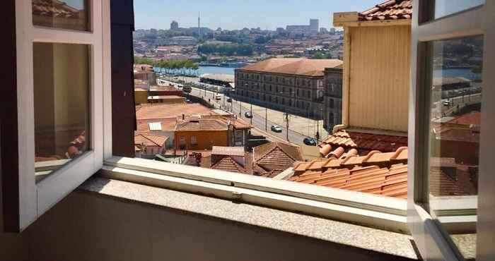 Nearby View and Attractions Patio das Escadas - Three-bedroom House in Porto