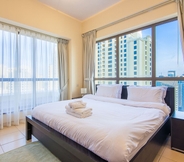 Bedroom 3 Jbr Very Cozy 2 Br Apartment High Floor Sea View