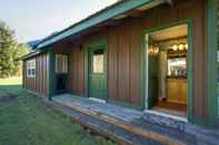 Exterior 72MF - Rustic - Pets Ok - Sleeps 2