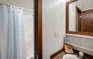 In-room Bathroom 7 06SW - Fireplace - W/D - Kitchen - Sleeps 5