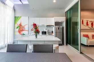 Kamar Tidur 4 Modern Apartment With Pool Access The Ark Karon