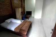 Bedroom Borobudur Kampung Homestay - Intoyo