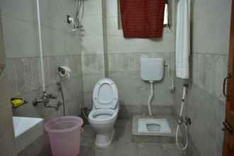 ห้องน้ำภายในห้อง 4 Zaryab Hotel & Restaurant