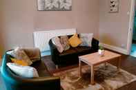 Lobby The Nest, an Immaculate 3-bed House in Walsall