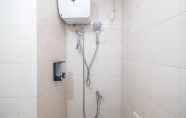 Toilet Kamar 4 1BR Apartment for 3 Pax at Signature Park Grande