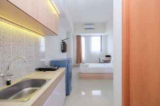 Kamar Tidur 4 Cozy Studio at Evenciio Apartment near UI