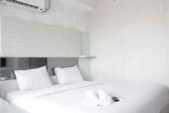 Kamar Tidur 4 Spacious Studio Room at Sudirman Suites