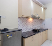 Kamar Tidur 6 Nice and Comfy 1BR Apartment at MT Haryono Residence