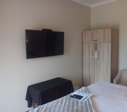 Bedroom 6 Soeteweide North Bb - Close to Fancourt Golf Estate