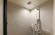 In-room Bathroom 7 Fairfield by Marriott Nara Tenri Yamanobenomichi