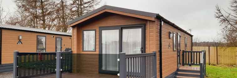 Exterior 12A Beautiful Lodge Home For Hire 2 Bedrooms