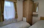 Bilik Tidur 6 12A Beautiful Lodge Home For Hire 2 Bedrooms
