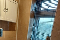 In-room Bathroom 1st Floor Hillview 2 Bedrooms Central Location