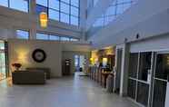 Lobi 5 Gateway Hotel & Convention Center, BWPC