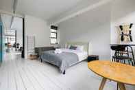 Bedroom Spacious Bright Loft Apartment - Shoreditch