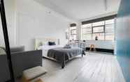 Kamar Tidur 7 Spacious Bright Loft Apartment - Shoreditch