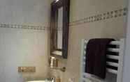In-room Bathroom 3 Hotel Groote Engel