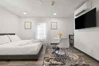 Bedroom The Sunset Inn-South Miami