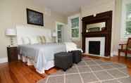 Bedroom 4 607 Bay Luxurious Guest Rooms