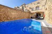 Swimming Pool Gozo Villa Near Beach w Private Pool AC BBQ