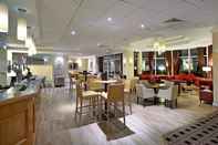 Bar, Cafe and Lounge ORIDA Maidstone Hotel