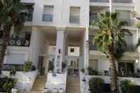 Bangunan Captivating 2-bed Apartment in Tunis