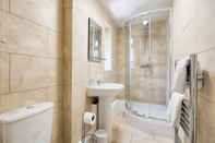 In-room Bathroom 4 Bed Executive Style House - Near City Centre