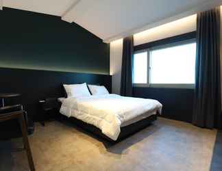 Bedroom 2 Dubai Hotel
