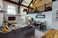 Common Space Hu1 Boutique City Apartment - Sleeps 6