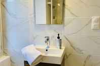 Toilet Kamar Suite 24 L'annexe