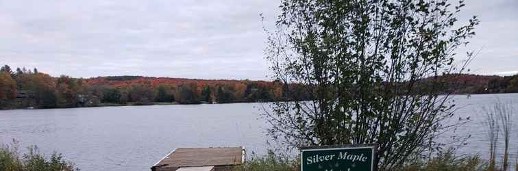 Exterior Silver Maple Motel