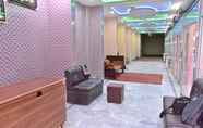 Lobby 2 Lahore Hotel