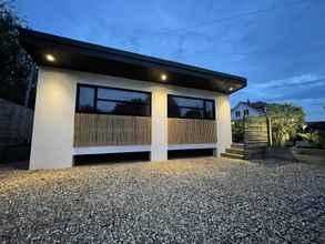 Exterior 4 River Guest House With Jacuzzi, Fire and Boat Hire