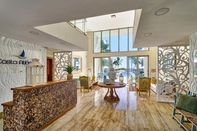 Lobby Luxury Beach Condo With Ocean Views Bh-302