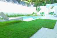 Swimming Pool Gorgeous Ground Floor Apartment With Shared Pool A