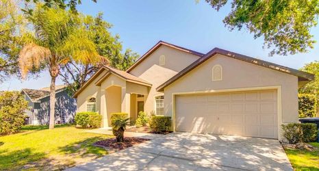 Exterior 2 Joanne's Westridge Vacation Home