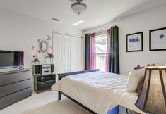 침실 3 Joanne's Westridge Vacation Home