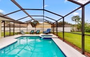 Swimming Pool 2 Anthea's Orange Tree Vacation Home