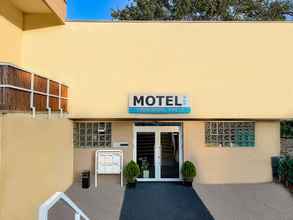 Exterior 4 Terminal Park MOTEL