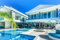 Swimming Pool Modern and Fresh Oceanfront Villa