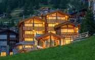 Exterior 2 Luxury Residence Colosseo Zermatt