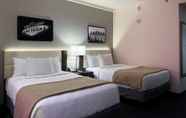 Bilik Tidur 2 Ahern Hotel and Event Center